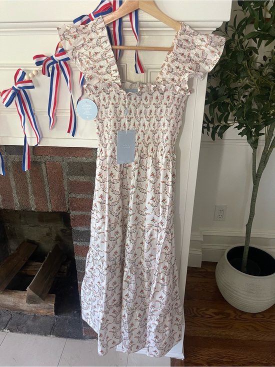 Hill House Dresses & Skirts - Hill house Ellie dress xs nwt Smocked Floral Ruffle Strap Maxi Dress